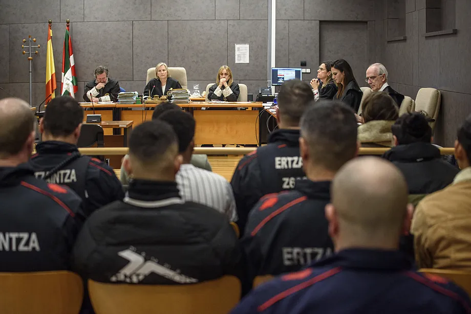 O mamă româncă a căzut în genunchi, când a aflat cât vor sta în închisoare „Frații Koala”, spaniolii care i-au lăsat fiul în stare vegetativă