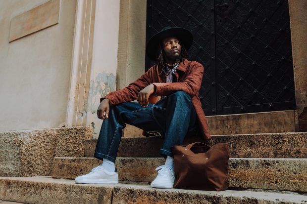 Stilul Sunny în oferta magazinului PRM – Îmbrăţişează tendinţele streetwear ale anului 2024!