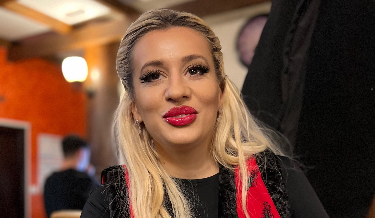 Anisia Gafton dezvăluie adevărul despre operația la nas, criticată. Anisia Gafton dezvăluie adevărul despre operația la nas, criticată.
