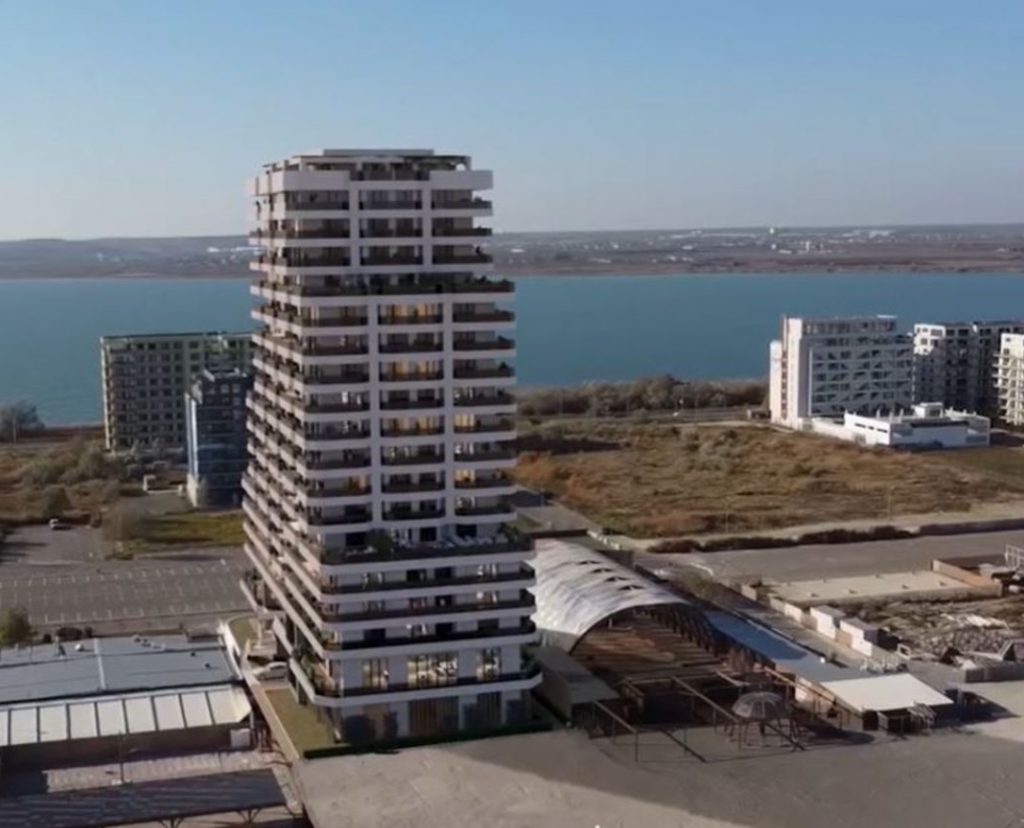 antonia si alex velea apartament la mare 1
