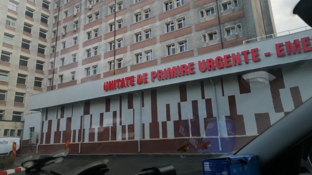 Un pacient cu piciorul abia amputat a sunat la 112 din salonul spitalului din Botoșani și a cerut să-i fie adus membrul înapoi