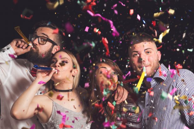 Confetti sau confeti – cum se scrie corect?