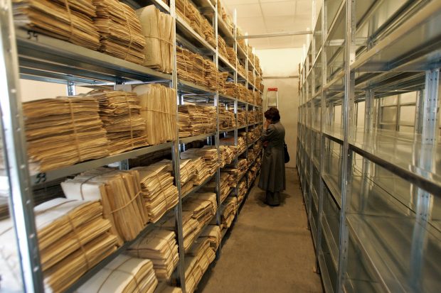 Cum a fost urmărit de comuniști până la moarte un industriaș din România interbelică. Securitatea i-a verificat averea timp de patru decenii