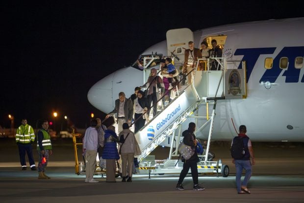 Alți 11 români au fost evacuaţi din Fâşia Gaza, anunță MAE. Câți au fost aduși până acum
