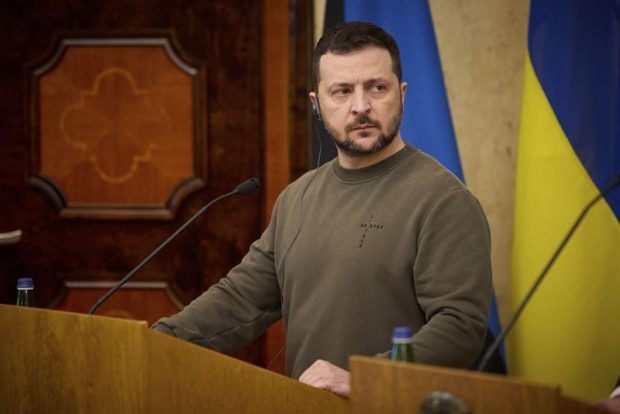 Drone ruse au explodat la Odesa în apropierea convoiului în care se aflau Volodimir Zelenski și premierul grec Kyriakos Mitsotakis