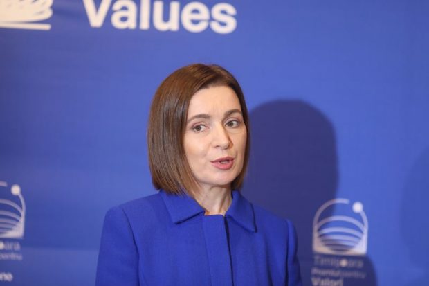 Maia Sandu: „Moldova nu mai este pe masă pentru a fi împărțită, așa cum își dorește Rusia, ci se află la masa discuțiilor”