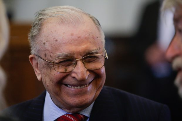 Ion Iliescu, interviu la 94 de ani: „Internetul e plin de meme-uri cu mine, că speranța moare penultima. Pe unele le apreciez, atâta timp cât au umor”