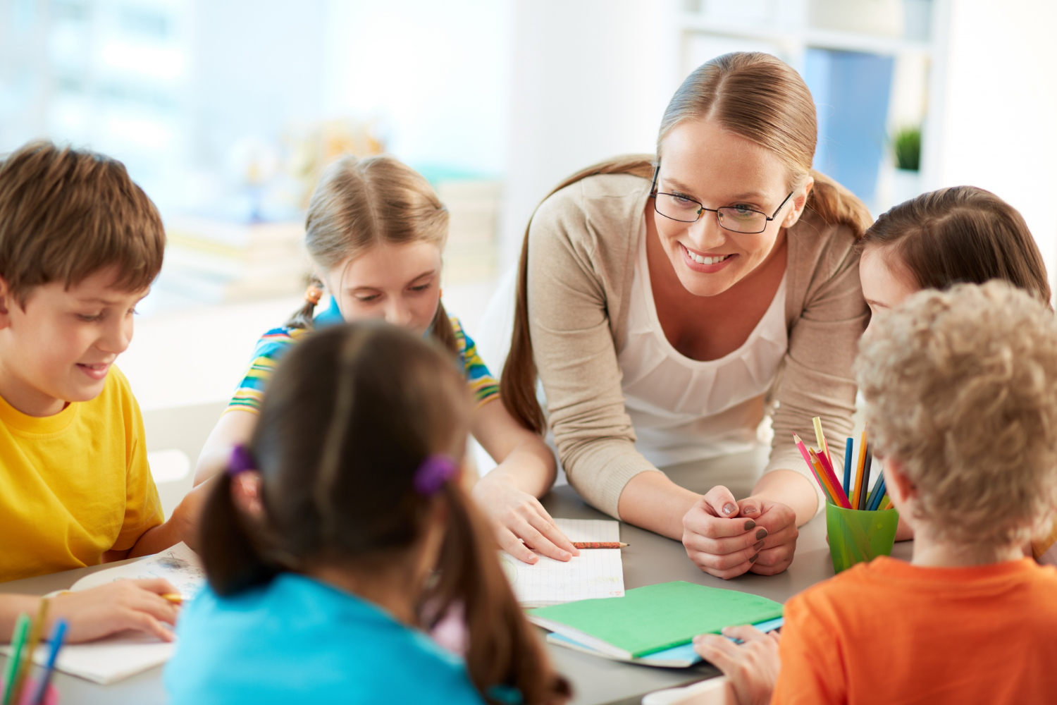 Modalități de sprijin pentru copiii defavorizați în educație - Cum te poți implica Modalități de sprijin pentru copiii defavorizați în educație - Cum te poți implica