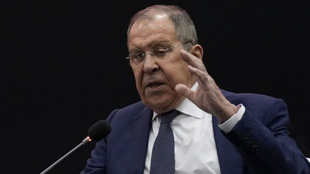 Ministrul rus de externe: „Sprijinirea Ucrainei de principalele puteri occidentale crește riscul unei confruntări nucleare”