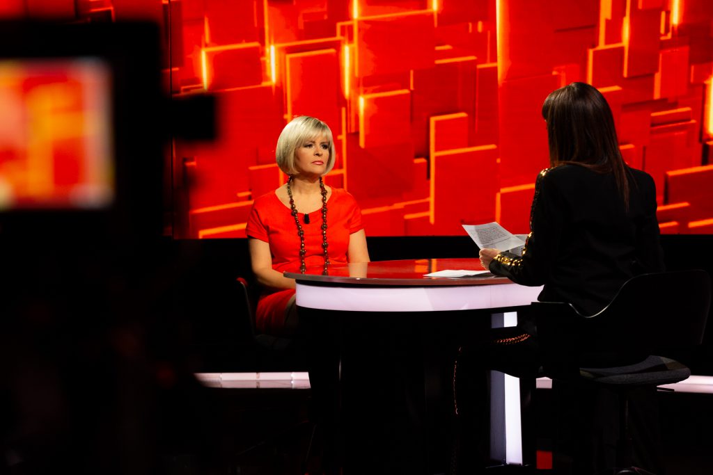 sanda ladosi la 40 de intrebari cu denise rifaikanal d 2