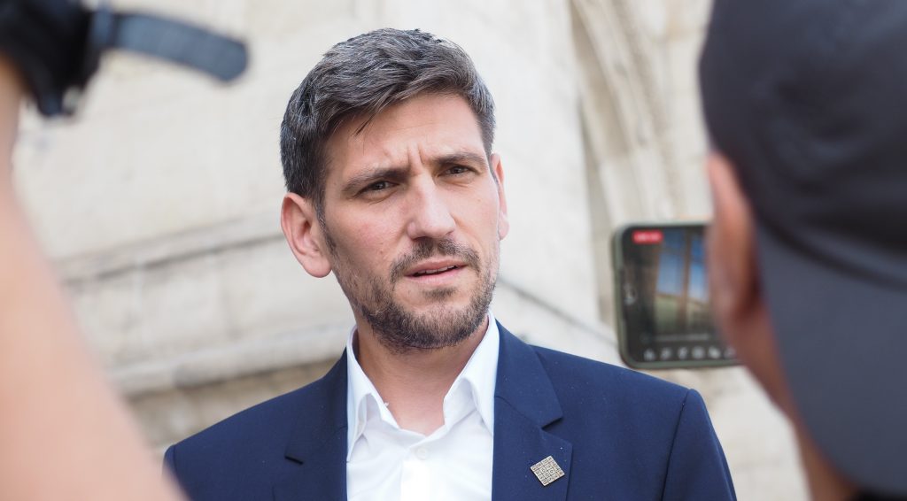 Oana Zăvoranu s-a prezentat drept victimă la procesul în care este acuzată de șantaj: „Bogdan Furtună m-a lăsat fără un milion de euro și cu o groază de datorii” 1 victima santajului dr ioan bogdan furtuna actual manager al spitalului coltea