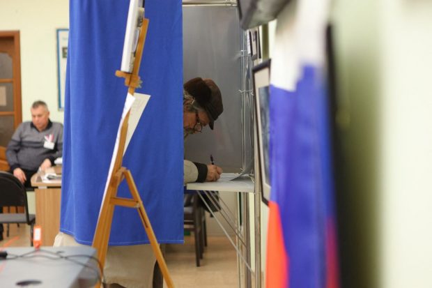 LIVETEXT Alegeri prezidențiale Rusia 2024. Aproape 60% dintre ruși au votat. Incidente la urne și îndemnuri la proteste duminică: „Să-i stricăm petrecerea lui Putin”