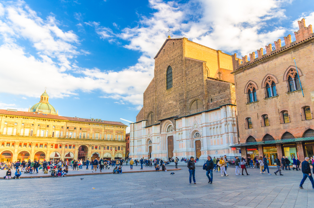 Bologna, bijuteria gastronomiei italiene: de ce ar trebui să vizitezi acest oraș fascinant 2 basilico san petrino