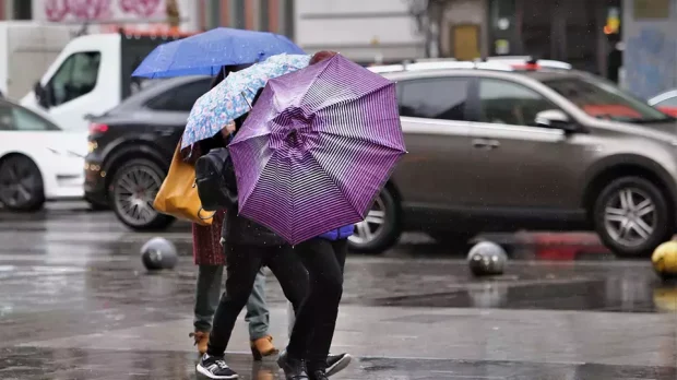 Aproape toată țara, sub avertizare de ploi torențiale și vijelii. ANM a emis alerte cod portocaliu și galben | HARTĂ