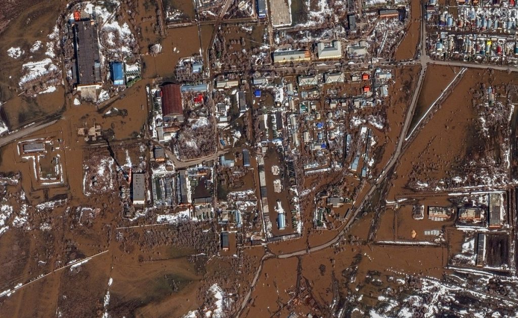Imagini Satelitare Dezvăluie Inundațiile Devastatoare din Orenburg, Rusia 3 indundatii profimedia5