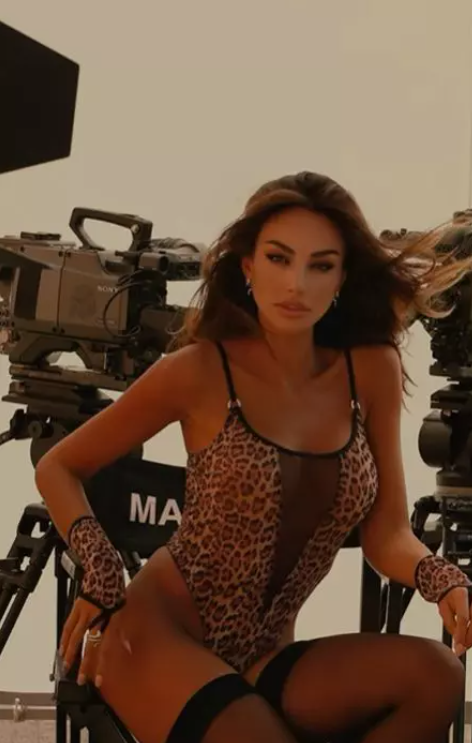 Mădălina Ghenea, Stilul și Eleganța Unei Vedete 5 m ghenea