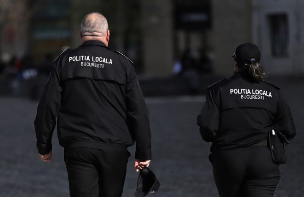 Poliţiştii locali vor protesta miercuri în faţa Guvernului. Solicitările sindicaliştilor