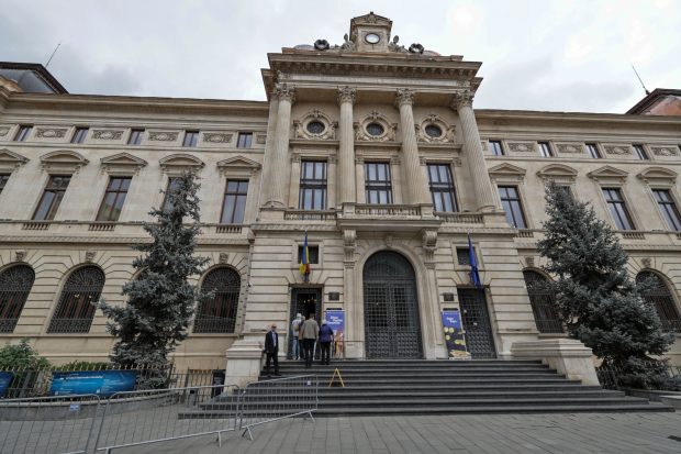 BNR a aprobat achiziția Porsche Bank de către Dan Ostahie, proprietarul Altex. Noul nume al instituției financiare
