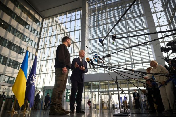 Stoltenberg l-a invitat pe Zelenski la summitul de la Washington: Nu mă aştept la un acord pentru aderarea Ucrainei la NATO