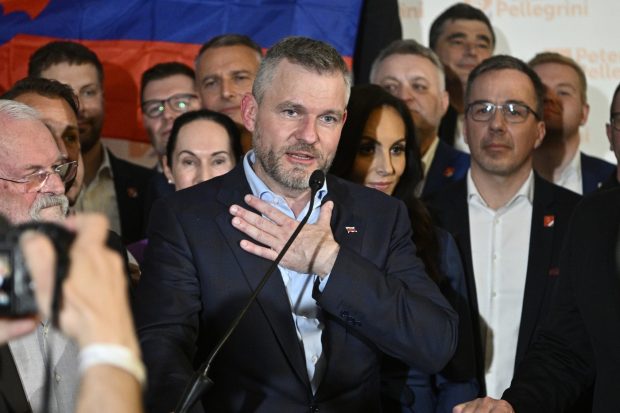 Slovacia a ales un președinte anti-Ucraina. Peter Pellegrini, avans de zece procente în fața rivalului pro-occidental