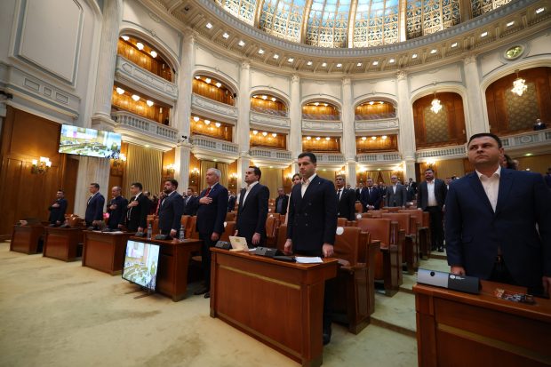 INTERVIU. Ionela Băluță, profesor universitar, despre egalitatea de șanse în viața publică: „Sexismul, misoginia și violențele descurajează sau elimină femeile din arena politică” 