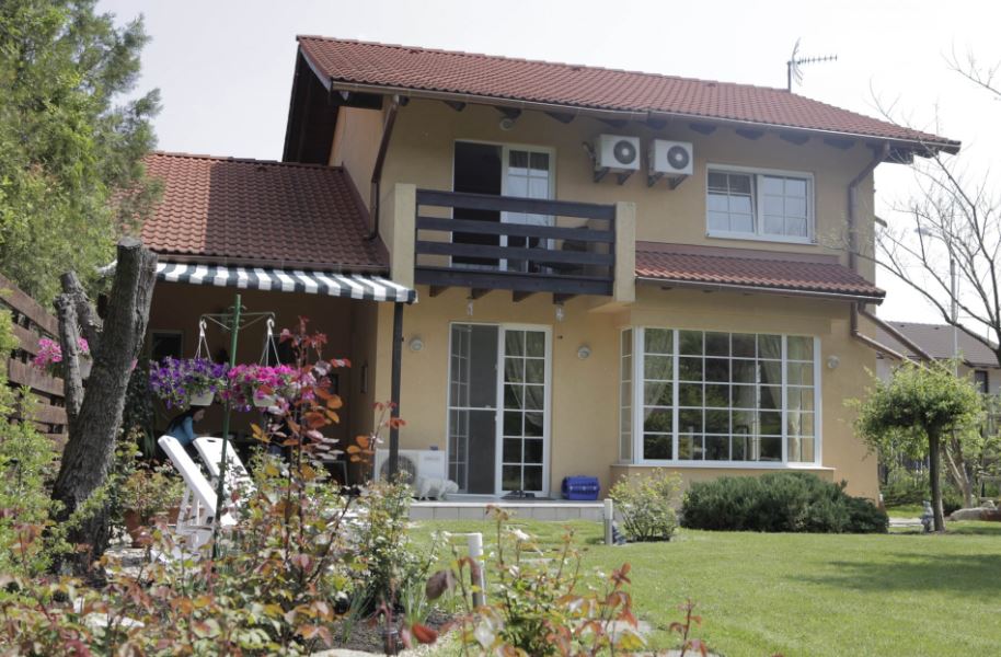 anca turcasiu casa 1