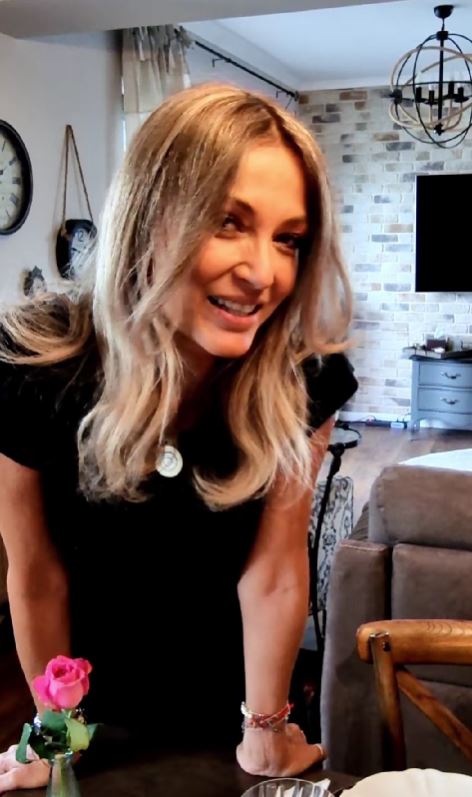 anca turcasiu casa 9