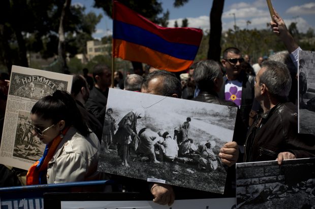 INTERVIU | Scriitorul Avedis Hadjian, cu prilejul comemorării genocidului armean: „A rămâne armean reprezintă o afirmație împotriva morții, a extincției” 
