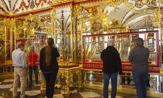 Interlop achitat în cazul furtului de bijuterii în valoare de 113 milioane de euro de la Muzeul Comorilor din Dresda. A venit în instanță cu pulover și încălțăminte de 1500 de euro