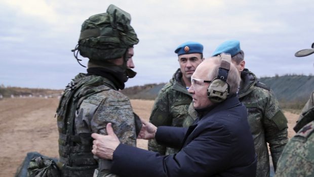 The Telegraph: Spionii lui Putin și luptătorii Wagner recrutează teroriști de extremă-dreapta pentru a lansa atacuri în țări NATO, inclusiv în România