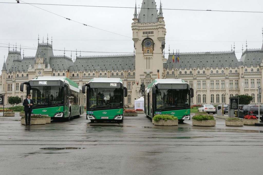 Transportul în comun din Iași, scos din epoca de piatră cu fonduri europene. Marea problemă încă nerezolvată de primărie: funcționalitatea 2 autobuze electrice 1