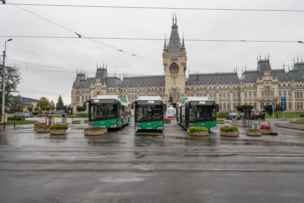 Transportul în comun din Iași, scos din epoca de piatră cu fonduri europene. Marea problemă încă nerezolvată de primărie: funcționalitatea 10 autobuze electrice