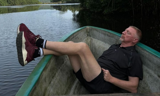 Boris Becker, printre vedetele care trebuie să se ascundă în jungla costaricană de fostul soldat de elită Bear Grylls. Câți bani încasează de la Netflix