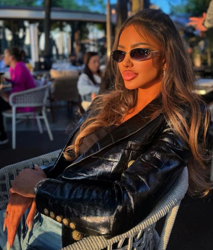 bianca dragusanu 13