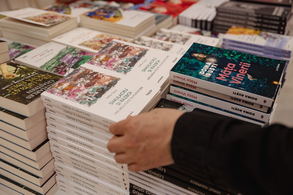 Bookfest 2024 – cel mai mare târg de carte din România. Cele mai importante lucrări propuse de editurile participante 25 bookfest 2024 s 132