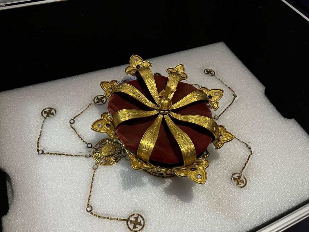 Coroana Reginei Maria