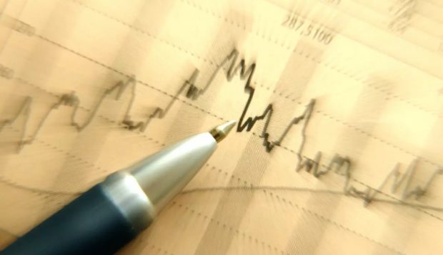 Prognoza Comisiei Europene pentru România: Creștere economică de 3,3% și un deficit de 6,9% din PIB