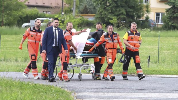 Noi detalii despre starea lui Robert Fico, după tentativa de asasinat: „Stabilă, dar foarte gravă”, transmit medicii