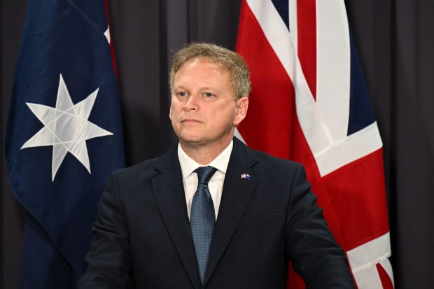 Ministrul britanic al apărării, Grant Shapps, se declară îngrijorat de relația dintre Xi Jinping și Vladimir Putin: „O amenințare pentru democrație”