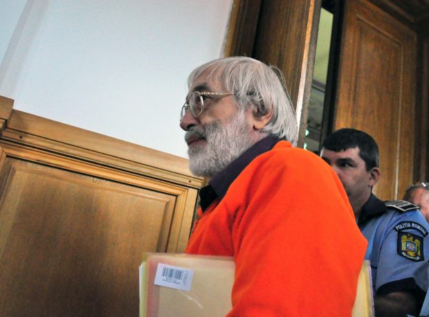Gregorian Bivolaru primește daune morale în România, deși este inculpat în Franța pentru trafic de persoane, răpire și viol. Motivul: procedura penală care a durat 17 ani