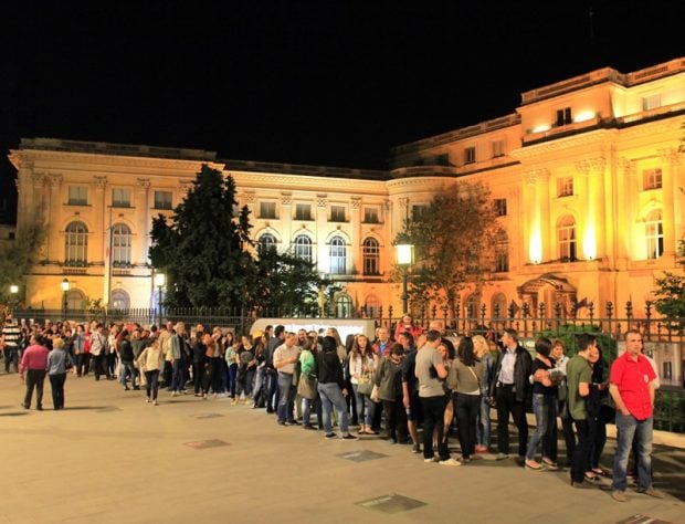 Noaptea Muzeelor 2024: protest al angajaților din muzee și biblioteci în seara evenimentului. Ce instituții sunt deschise la București