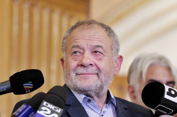 Tribunalul Vaslui a decis începerea procesului în care Dumitru Buzatu e judecat pentru o mită de 1,25 milioane de lei