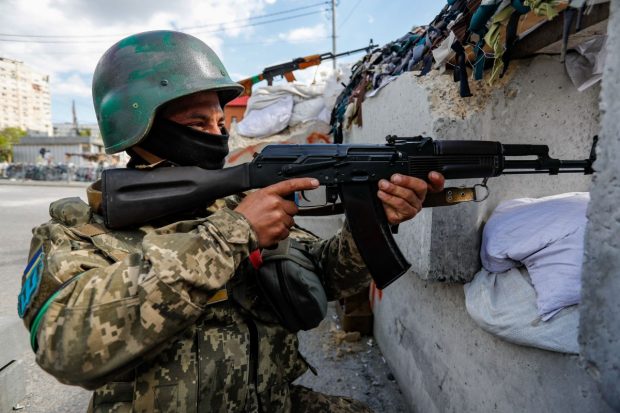 Un bărbat care încerca să fugă din Ucraina în România, împușcat în cap de polițștii de frontieră