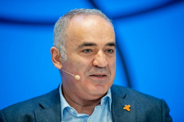 Garry Kasparov, la Timişoara: „Lumea se confruntă din nou cu o ameninţare existenţială provenită din rămăşiţele trecutului comunist”