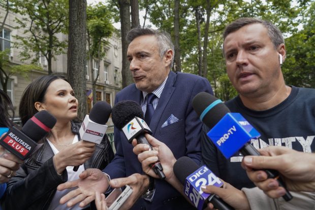 Cătălin Hideg, denunțătorul foştilor generali SRI Coldea şi Dumbravă: Mi-au spus că vor 600.000 de euro ca să obțin o pedeapsă cu suspendare