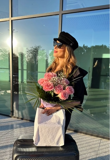 iulia vantur paste romania