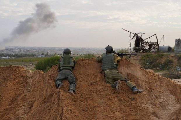 Armata israeliană anunță că „a extins zonele de luptă” în nordul Fâșiei Gaza