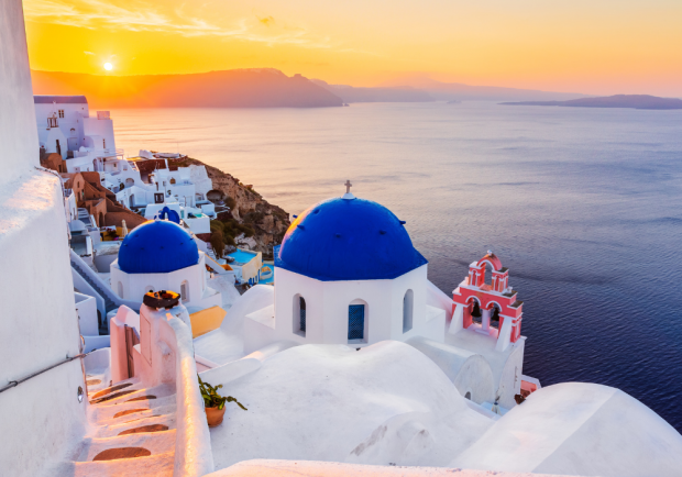 Mergi vara aceasta în Santorini? Iată de ce să alegi superba destinație!