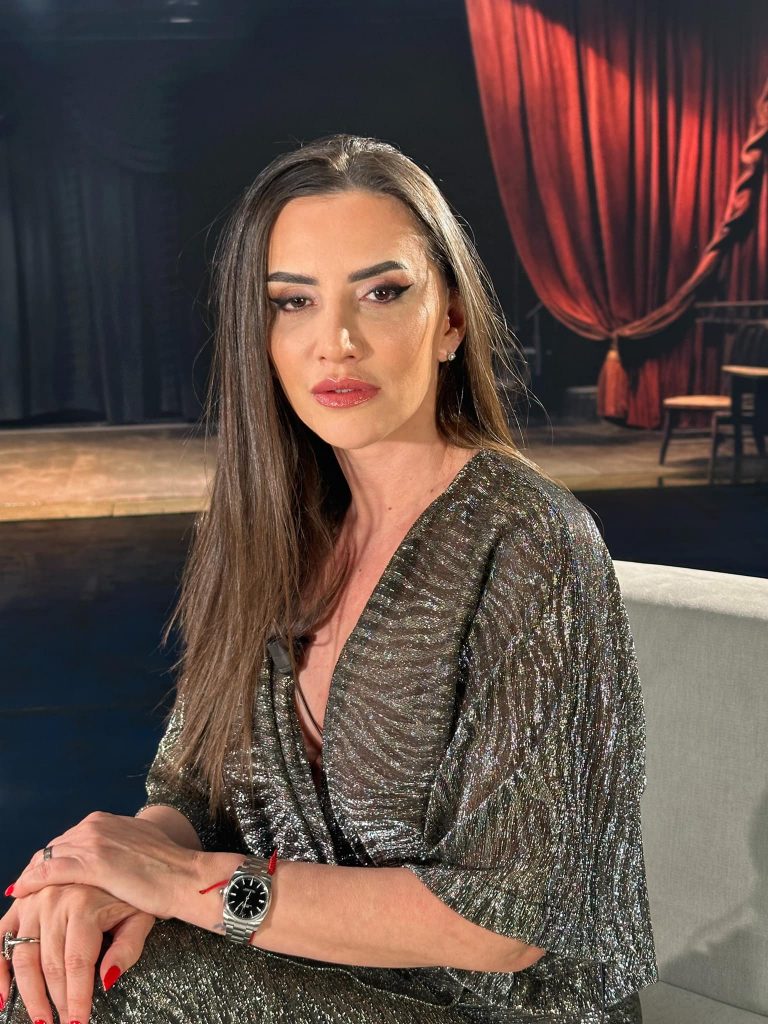 Mara Bănică a urmărit bona pe camerele de supraveghere din casă și a concediat-o imediat. Ce făcea femeia care avea grijă de copiii ei 6 mara banica