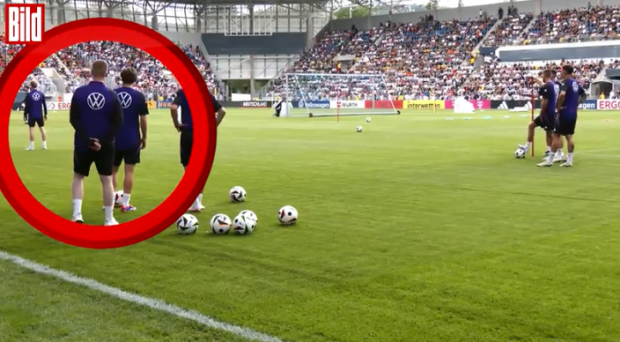 Breșă de securitate la antrenamentul Germaniei pentru EURO 2024. Un youtuber s-a strecurat pe teren și s-a pregătit cu vedetele nemților